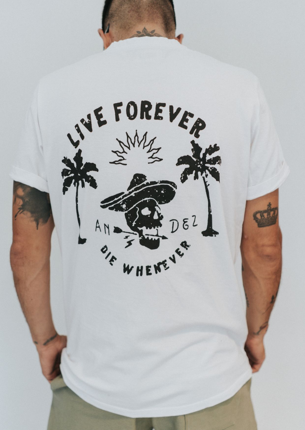 Remera Live Forever