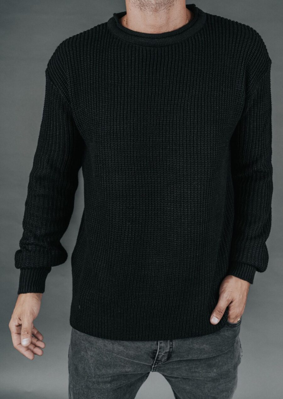 sweater ota negro