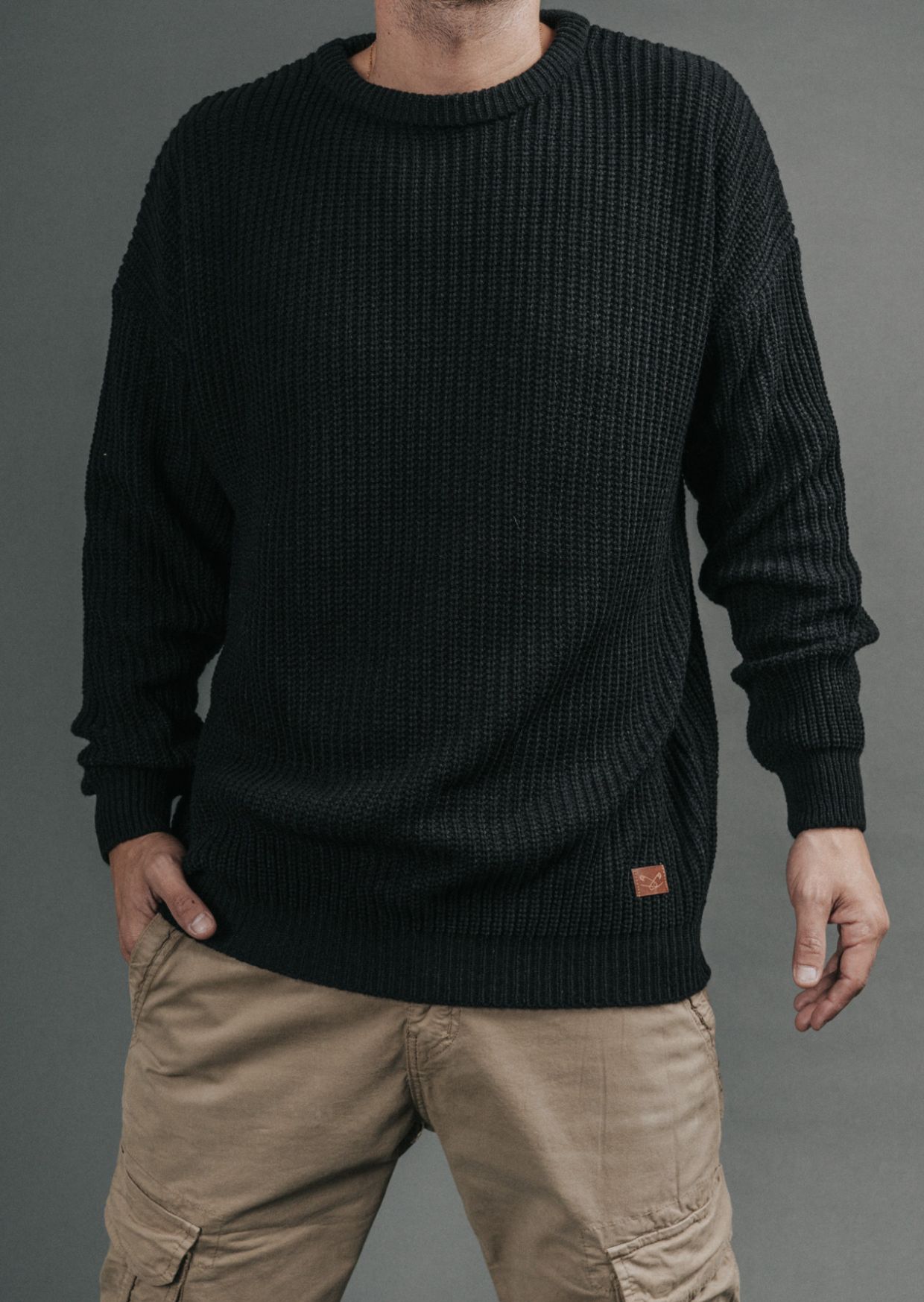 sweater ota negro